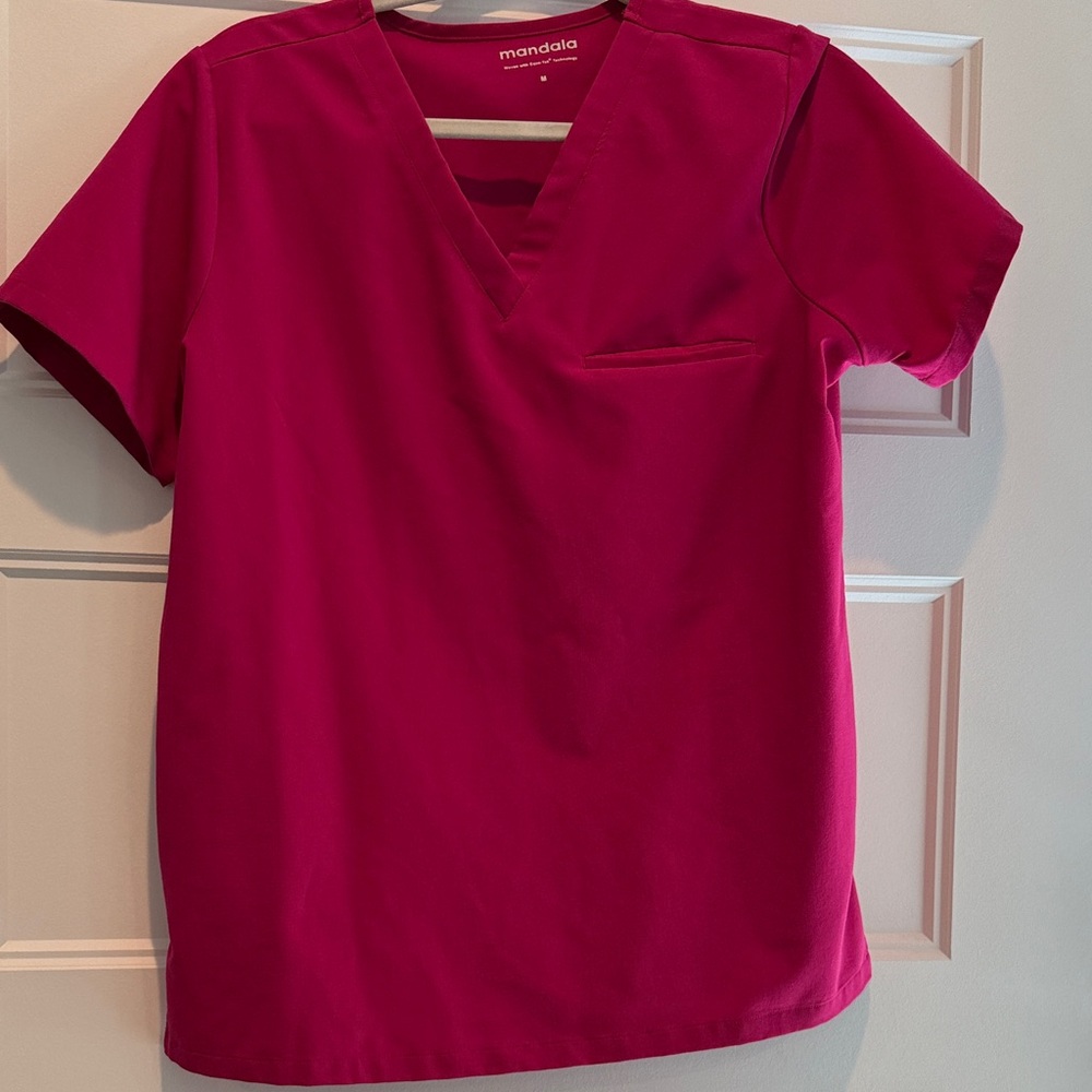 Mandala Women's Magenta V-Neck one pocket Scrub Top